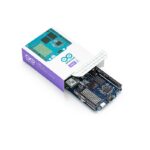 arduino-uno-q-with-box